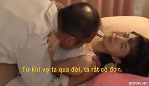 Chuyến đi làm ăn kiệt sức với cấp trên nữ của cậu nhân viên may mắn