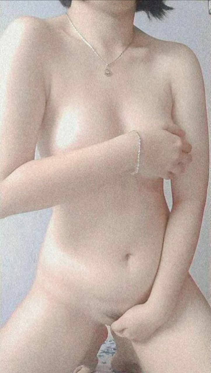[Sinh viên Đại học Truyền thông Trung Quốc 3P Creampie] Để mua quà sinh nhật cho bạn trai, tôi được mời đi ăn kem 3P