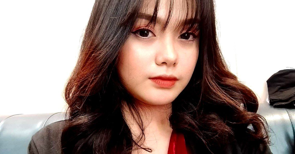 Nana biến thái - Bà già to lớn được một anh chàng mới vào nghề lấp đầy cái lồn đầy lông mọng nước của mình